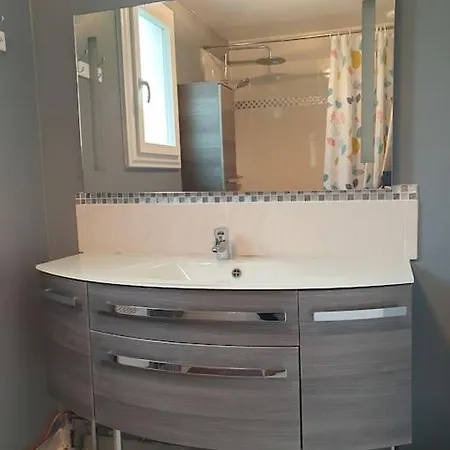 Entier Dans Maison 91 *